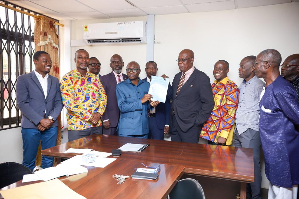 WhatsApp Image 2022 04 10 at 1.37.04 PM