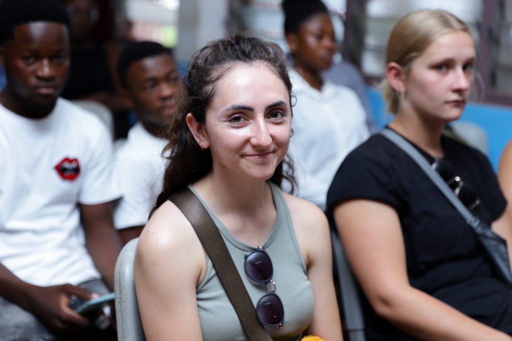 SCHOOL OF NATURAL RESOURCES RECEIVES DELEGATION FROM LAKEHEAD UNIVERSITY 2 LAKEHEAD UENR 33 1