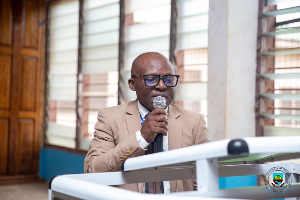 Prof. Samuel Fosu Gyasi Dean of the School of Sciences delivering his keynote