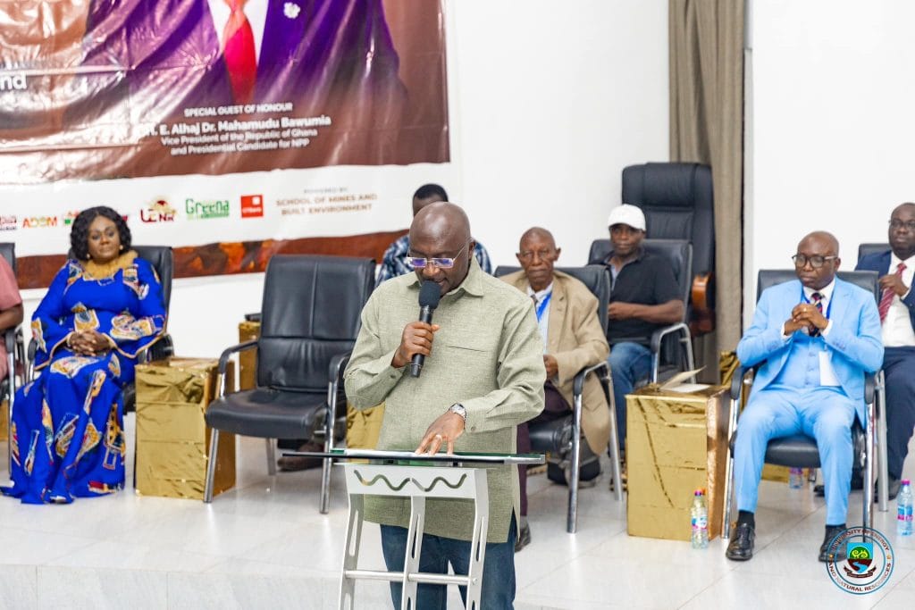VICE-PRESIDENT, ALHAJI DR. MAHAMUDU BAWUMIA ASSURES TO EMPOWER UENR AND OTHER INSTITUTIONS TO EXPLORE AND MAXIMIZE GHANA’S NATURAL RESOURCES 1 441316133 953989643377348 7144252065678314264 n